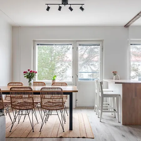 アパート 2br Near Harbor And Center With Free Parking ラハティ