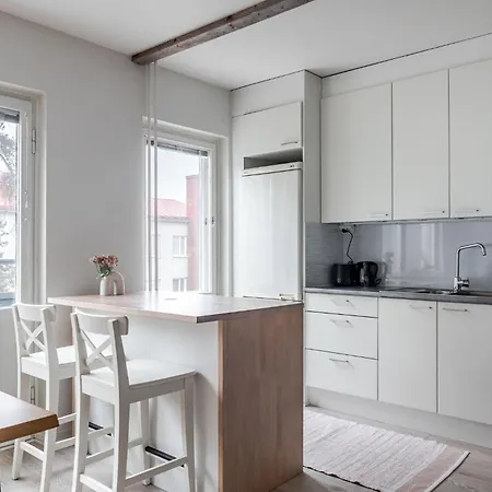 2br Near Harbor And Center With Free Parking * ラハティ