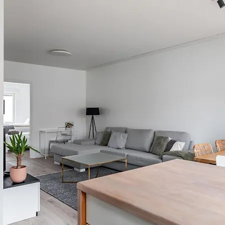 2br Near Harbor And Center With Free Parking