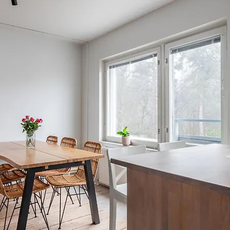 2br Near Harbor And Center With Free Parking 公寓
