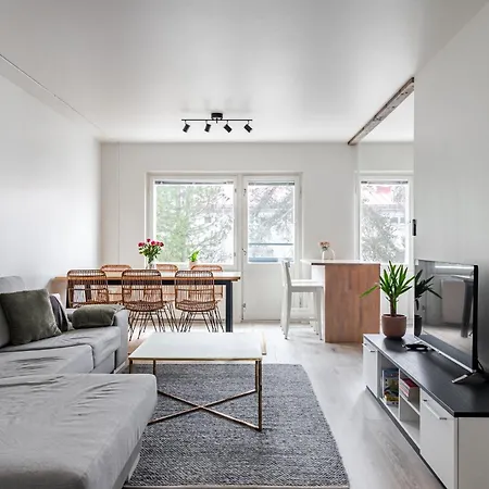 2br Near Harbor And Center With Free Parking 公寓